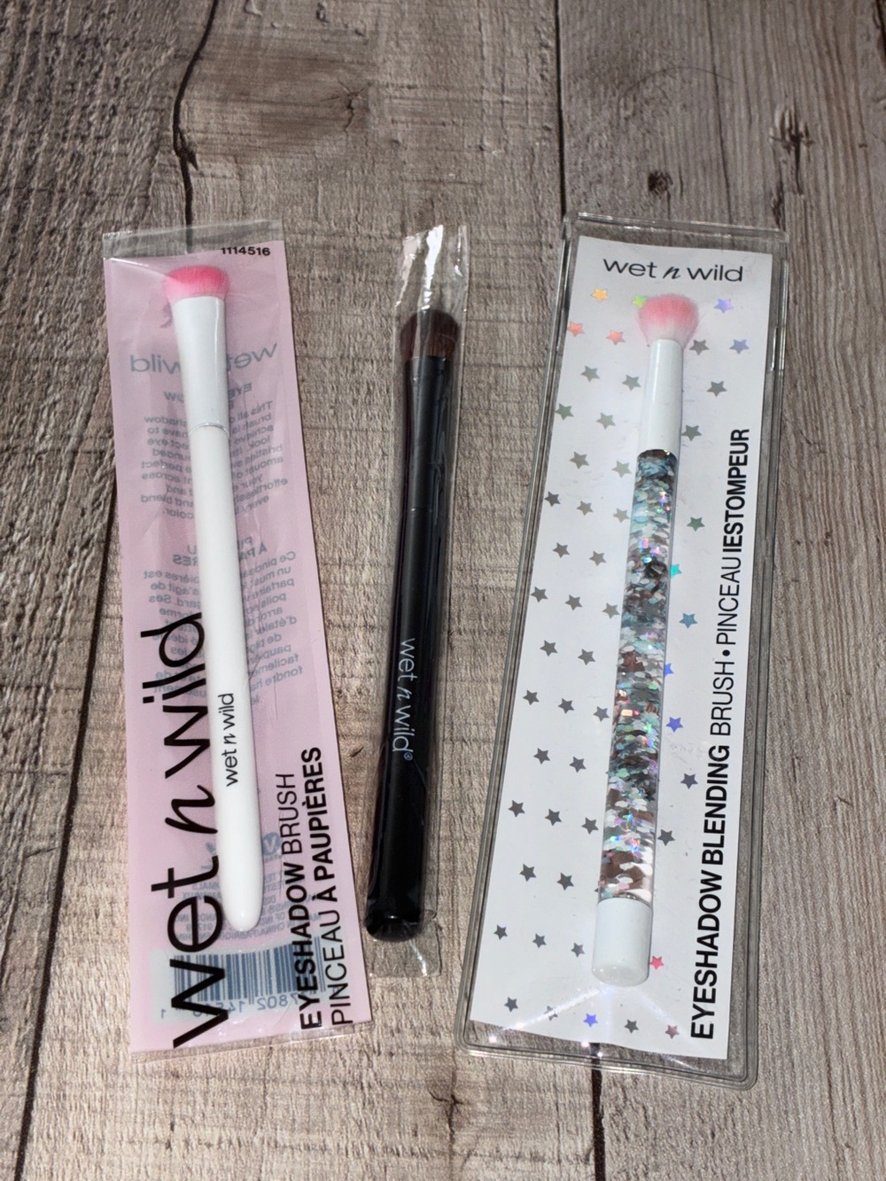 Brand New 3pc Wet n Wild Eyeshadow Brushes